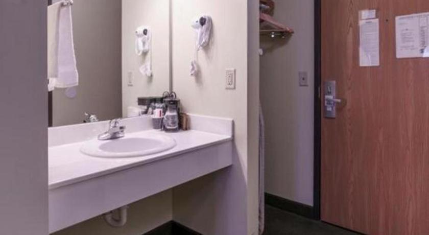 Supertel Inn And Conference Center Creston Extérieur photo
