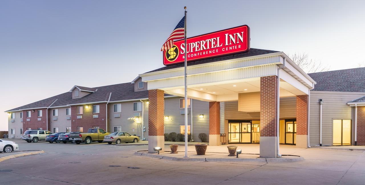 Supertel Inn And Conference Center Creston Extérieur photo